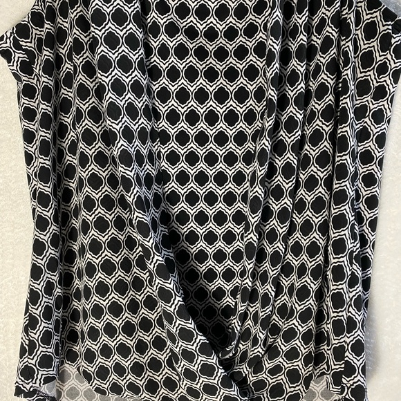 Charter Club sleeveless overlay top - Picture 6 of 6